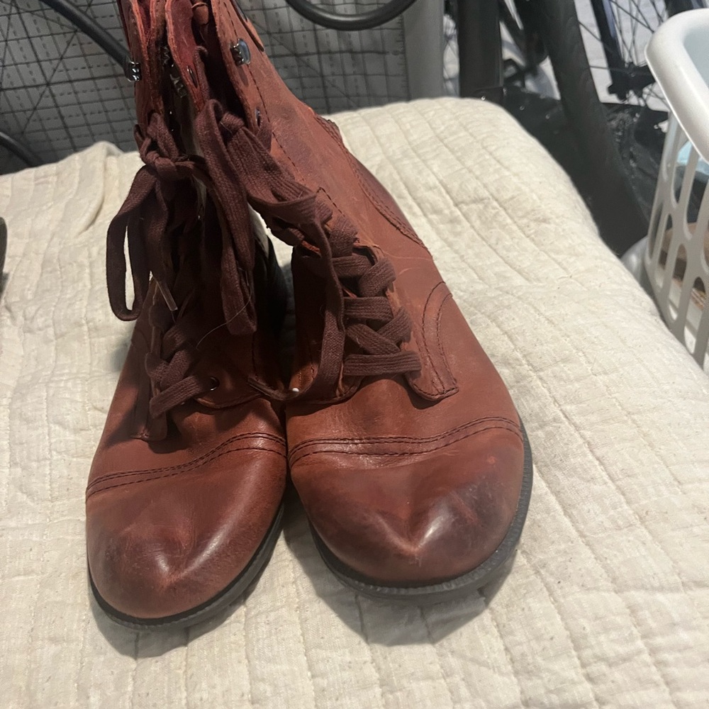 Rockport booties size 10